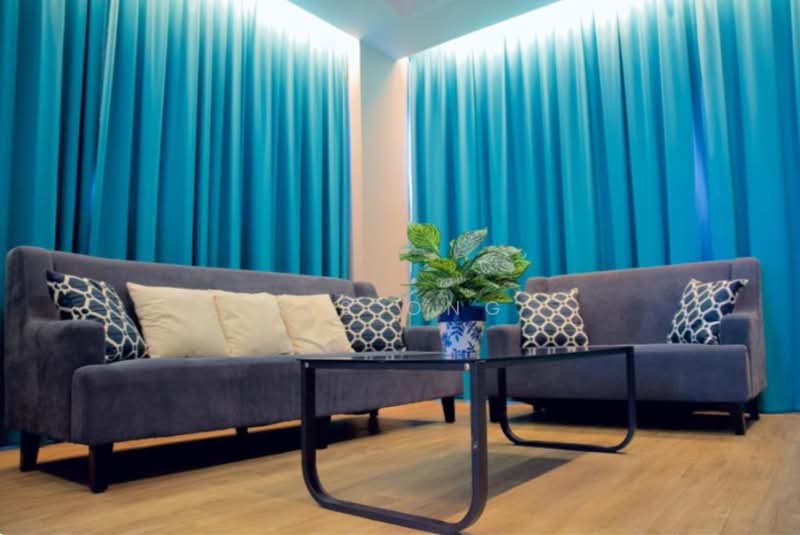 Hotel / Resort untuk Dijual di Johor Bahru (Johor) - K S Ong - Living Room - PropertyGuru.com.my