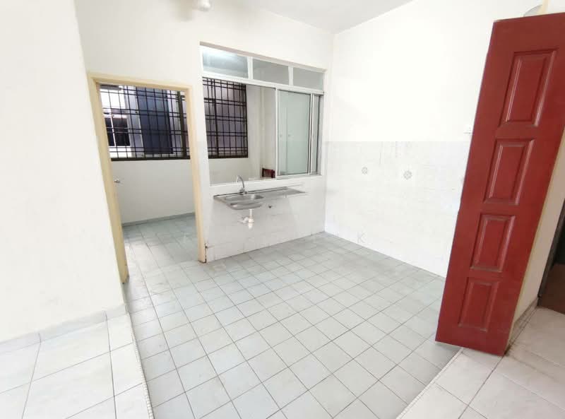 Pangsapuri untuk Dijual di Sri Akasia - Fong Lik - Kitchen - PropertyGuru.com.my