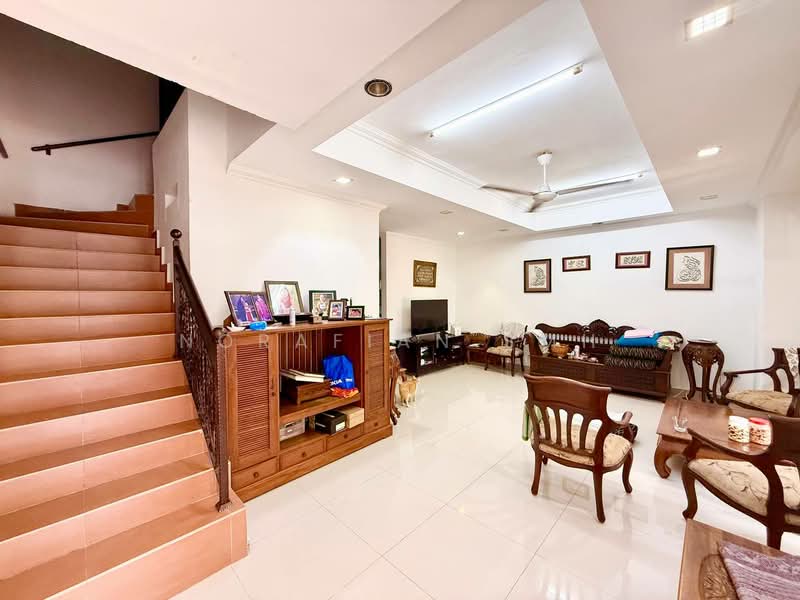 Rumah Teres 2 Tingkat untuk Dijual di Sungai Buloh (Selangor) - Norafian SMH - Living Room - PropertyGuru.com.my