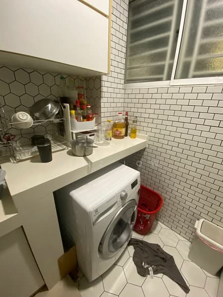 Kondominium untuk Dijual di Greenpark - Benz Low - Kitchen - PropertyGuru.com.my