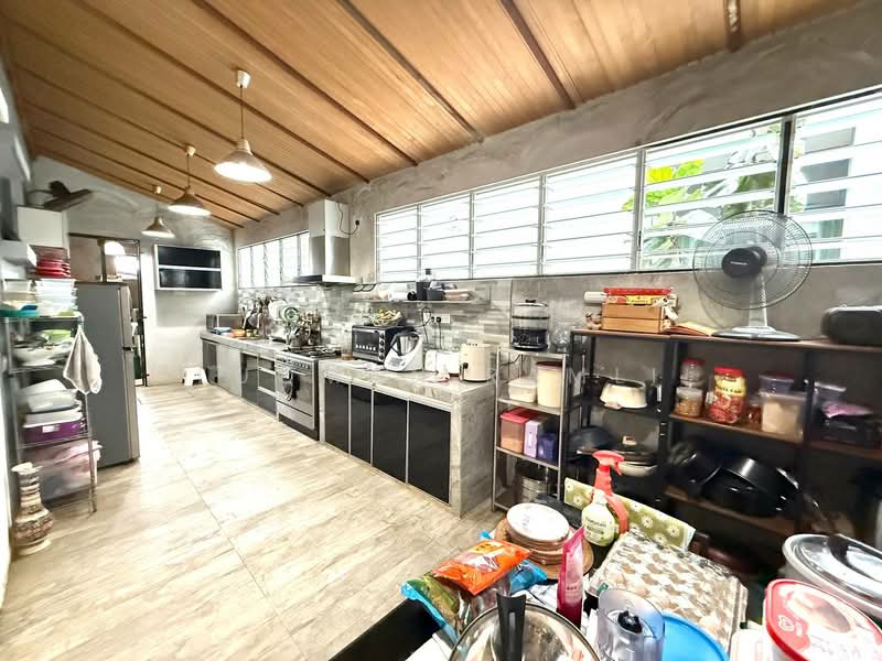 Rumah Berkembar untuk Dijual di Bandar Baru Bangi (Selangor) - Luqman Ramli - Kitchen - PropertyGuru.com.my