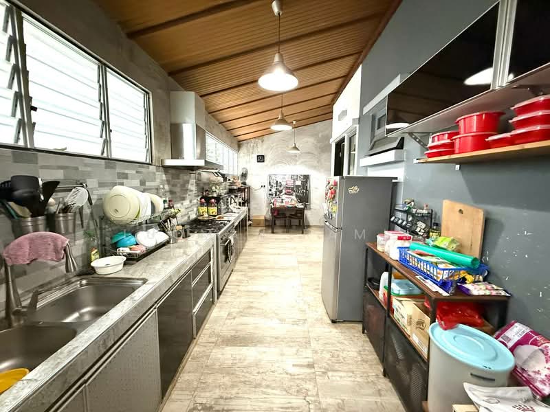 Rumah Berkembar untuk Dijual di Bandar Baru Bangi (Selangor) - Luqman Ramli - Kitchen - PropertyGuru.com.my