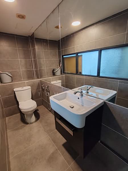 Condominium for Rent at Empire Damansara (Empire SOHO 2) - Tom Lee - Bathroom - PropertyGuru.com.my
