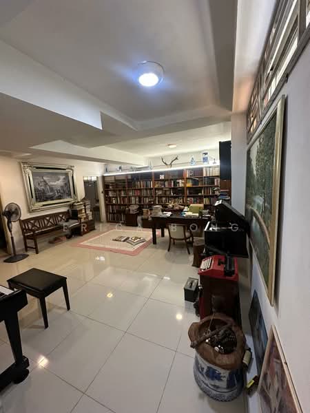 Semi-Detached House for Sale in Kuching (Sarawak) - Erica Bong - Study - PropertyGuru.com.my
