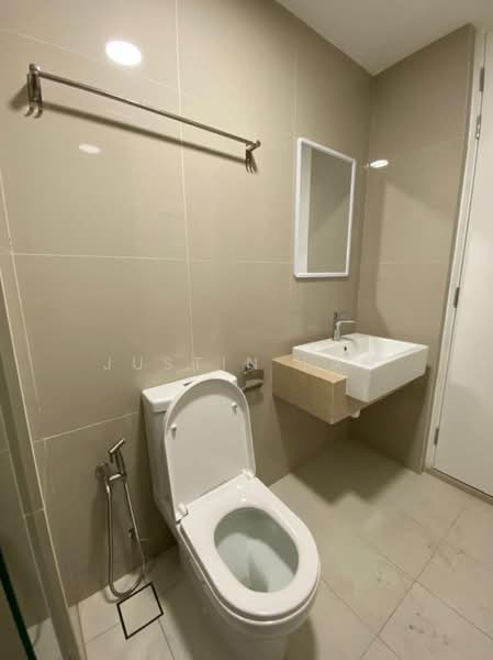 Service Residence for Sale at Southlink - Justin Lam - Bathroom - PropertyGuru.com.my