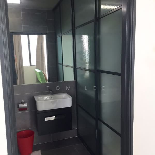 Condominium for Rent at Empire Damansara (Empire SOHO 2) - Tom Lee - Bathroom - PropertyGuru.com.my