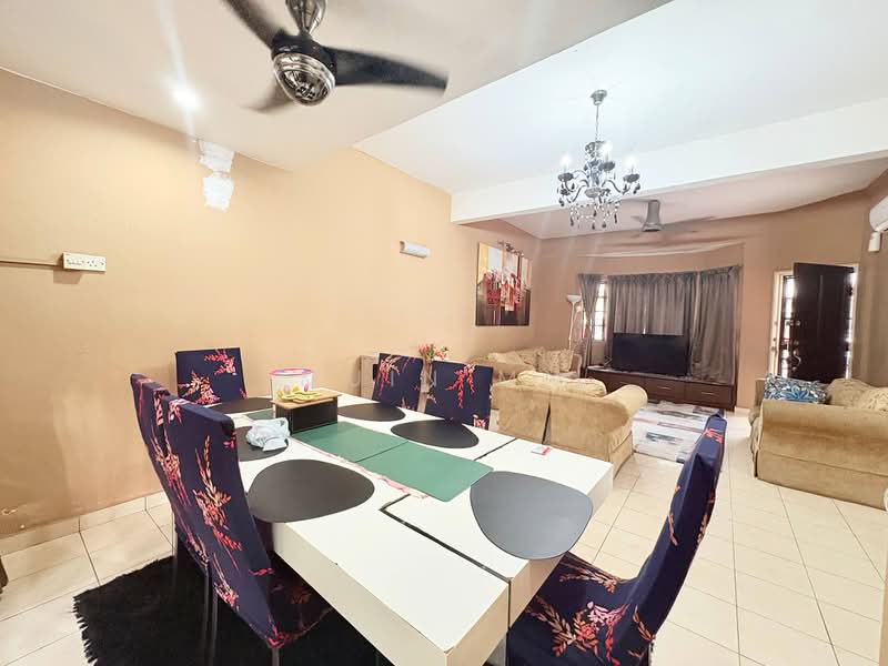 Condominium for Sale at Subang Bestari - Muin Mn - Dining Room - PropertyGuru.com.my