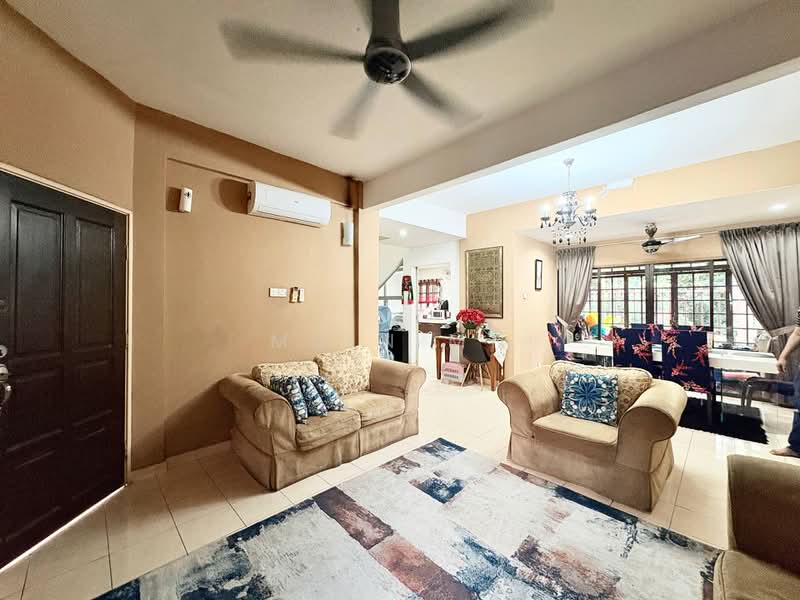 Condominium for Sale at Subang Bestari - Muin Mn - Living Room - PropertyGuru.com.my
