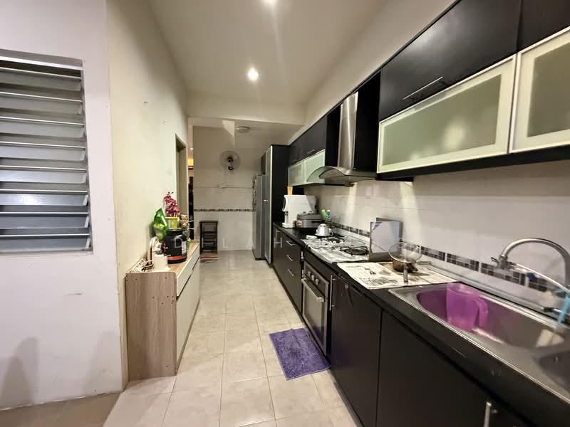 Semi-Detached House for Sale in Bandar Teknologi Kajang (Kajang) - Adilah Adib - Kitchen - PropertyGuru.com.my