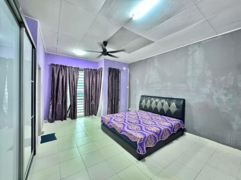 Rumah Teres 2-Tingkat untuk Dijual di Bandar Tiram (Ulu Tiram) - ALHAFIZ AZIS - Bedroom - PropertyGuru.com.my