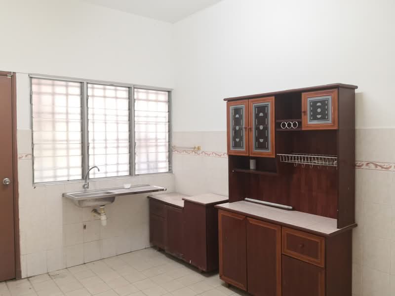 Rumah Teres 2-Tingkat untuk Dijual di Pusat Bandar Puchong (Puchong) - NEEL . - Kitchen - PropertyGuru.com.my