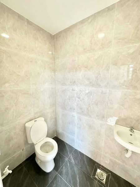 Rumah Teres 2-Tingkat untuk Dijual di Skudai (Johor) - Joanne Yong - Bathroom - PropertyGuru.com.my