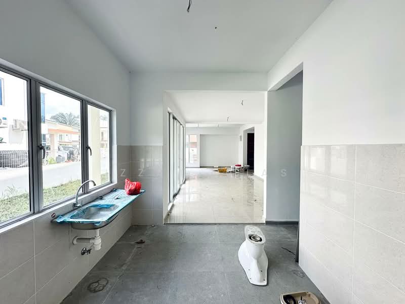 Semi-Detached House for Sale in Shah Alam (Selangor) - Izzah Alias - PropertyGuru.com.my