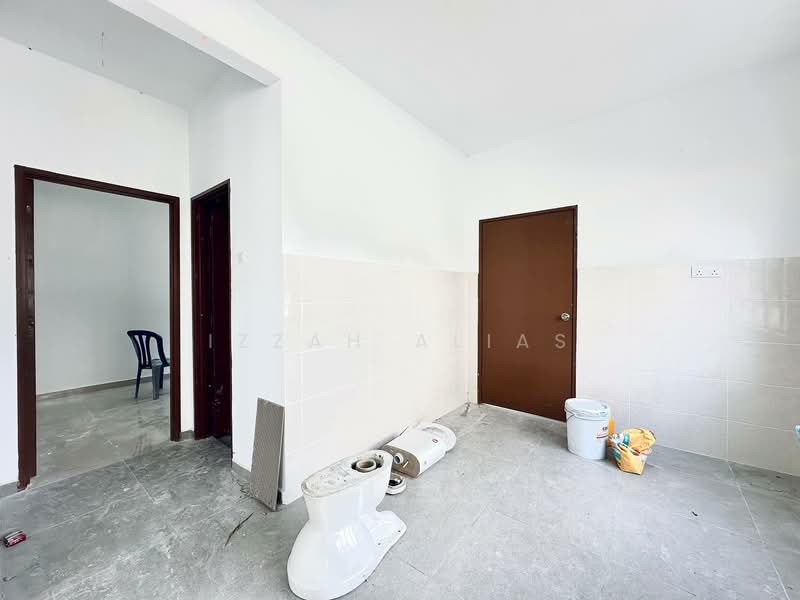 Semi-Detached House for Sale in Shah Alam (Selangor) - Izzah Alias - PropertyGuru.com.my