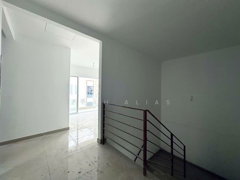 Semi-Detached House for Sale in Shah Alam (Selangor) - Izzah Alias - PropertyGuru.com.my