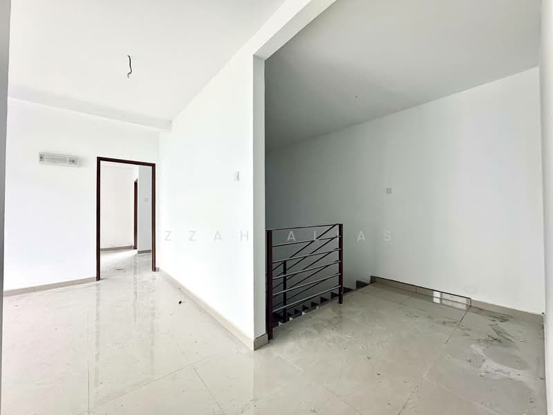 Semi-Detached House for Sale in Shah Alam (Selangor) - Izzah Alias - PropertyGuru.com.my