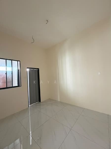 Rumah Teres 2 Tingkat untuk Dijual di Kelebang (Ipoh) - Kayan . - Interior - PropertyGuru.com.my