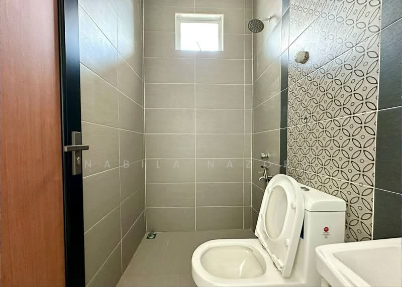 Semi-Detached House for Sale in Pasir Tumboh (Kota Bharu) - Nabila Nazori - Bathroom - PropertyGuru.com.my