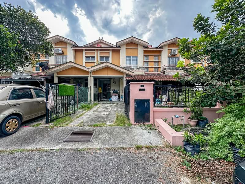 Rumah Teres untuk Dijual di Sungai Buloh (Selangor) - Nazrin Hakimin - Exterior - PropertyGuru.com.my