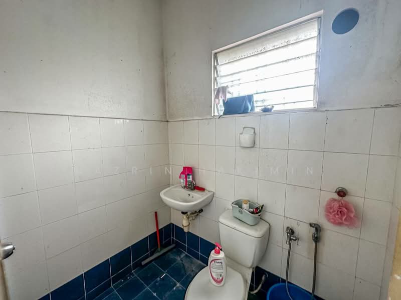 Rumah Teres untuk Dijual di Sungai Buloh (Selangor) - Nazrin Hakimin - PropertyGuru.com.my