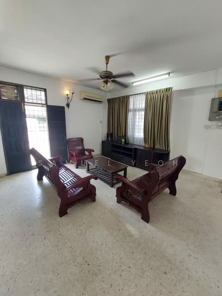 Rumah Teres 2 Tingkat untuk Dijual di Taman Bagan (Butterworth) - Samuel Yeoh - Living Room - PropertyGuru.com.my