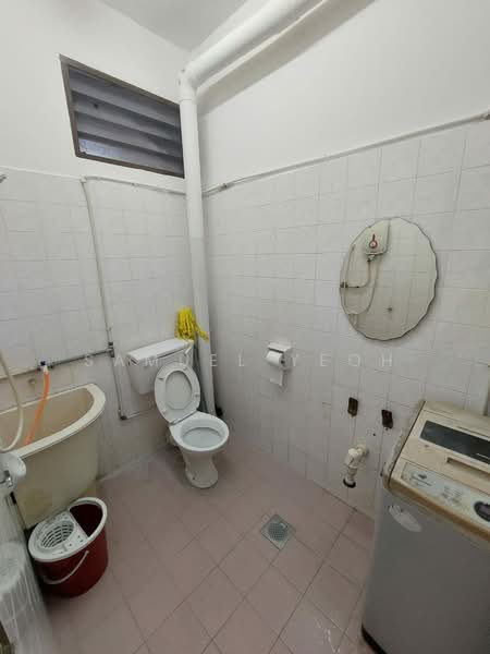 Rumah Teres 2 Tingkat untuk Dijual di Taman Bagan (Butterworth) - Samuel Yeoh - Bathroom - PropertyGuru.com.my