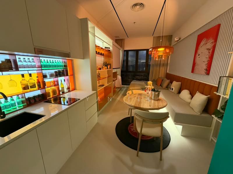 Kediaman Servis untuk Dijual di Summer Suites - Residensi Bukit Meldrum - RYAN TEE - Kitchen - PropertyGuru.com.my