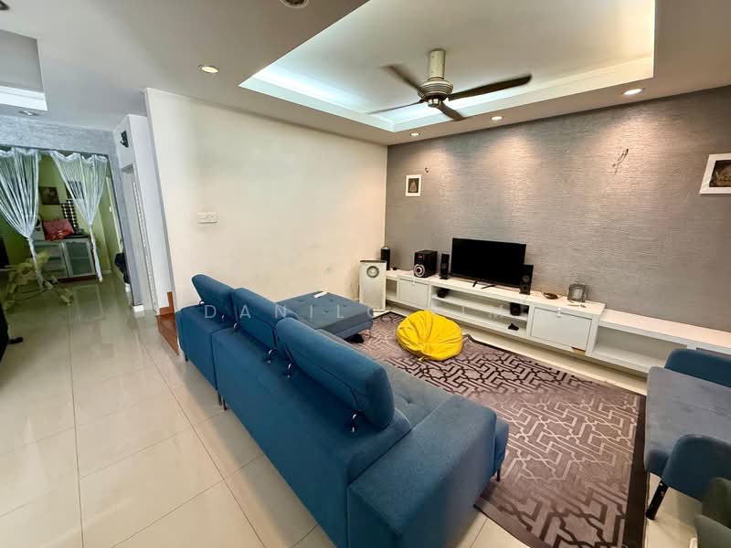 Semi-Detached House for Sale in Bandar Tun Hussein Onn (Cheras) - Danilo Lim - Living Room - PropertyGuru.com.my