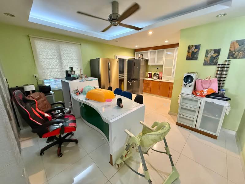Semi-Detached House for Sale in Bandar Tun Hussein Onn (Cheras) - Danilo Lim - Kitchen - PropertyGuru.com.my