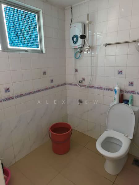 Condominium for Sale at Endah Villa - Alex Lew - Bathroom - PropertyGuru.com.my
