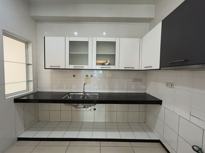 Kondominium untuk Disewa di Cova Suites - Wennie Liew - Kitchen - PropertyGuru.com.my