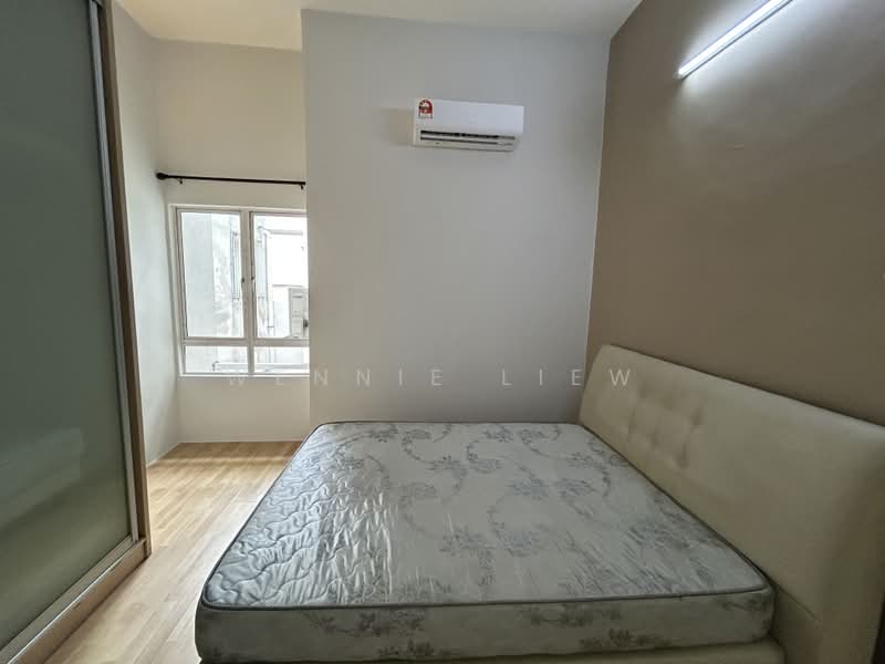 Kondominium untuk Disewa di Cova Suites - Wennie Liew - Bedroom - PropertyGuru.com.my