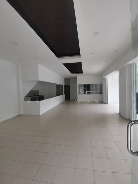 Shop for Rent in Taman Equine (Seri Kembangan) - Sally Wong - Interior - PropertyGuru.com.my