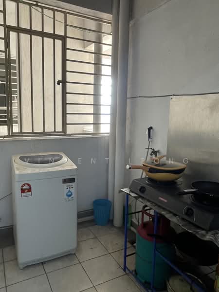 Kondominium untuk Disewa di Cova Suites - Vincent Leong - Kitchen - PropertyGuru.com.my