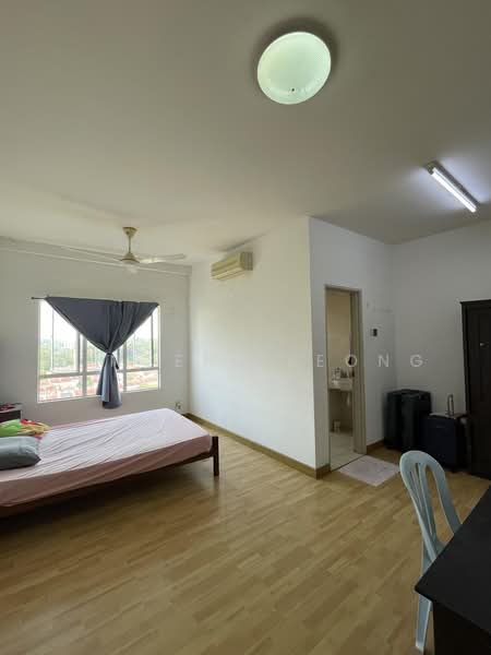 Kondominium untuk Disewa di Cova Suites - Vincent Leong - Bedroom - PropertyGuru.com.my