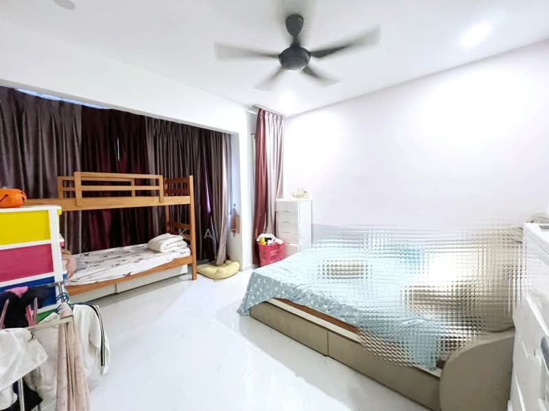 Rumah Teres 2 Tingkat untuk Dijual di Permas Jaya (Johor Bahru) - Karl Lim - Bedroom - PropertyGuru.com.my