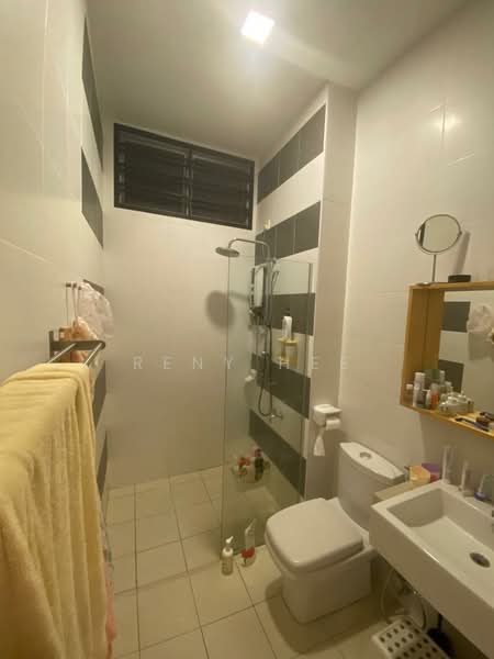 Rumah Teres 2-Tingkat untuk Dijual di Ulu Tiram (Johor) - Reny Hee - Bathroom - PropertyGuru.com.my