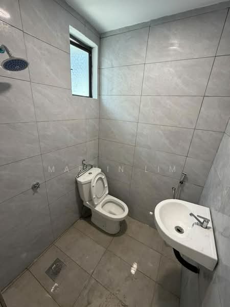 Rumah Teres 2 Tingkat untuk Dijual di Taman Desa Cemerlang (Ulu Tiram) - Marvin Lim - Bathroom - PropertyGuru.com.my
