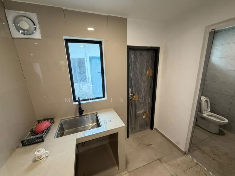Rumah Teres 2 Tingkat untuk Dijual di Taman Desa Cemerlang (Ulu Tiram) - Marvin Lim - Kitchen - PropertyGuru.com.my
