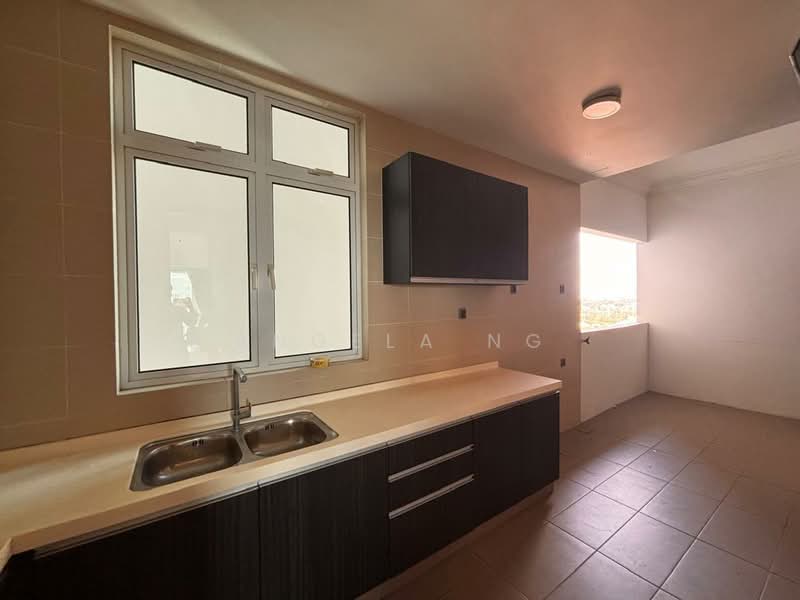 Kondominium untuk Dijual di Summerscape Luxury Condominium - Angela Ng - Kitchen - PropertyGuru.com.my