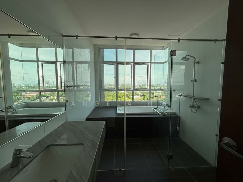 Kondominium untuk Dijual di Summerscape Luxury Condominium - Angela Ng - Bathroom - PropertyGuru.com.my