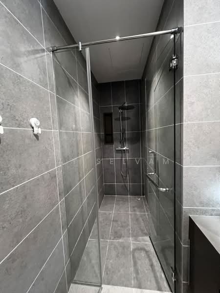 Servis Apartment untuk Disewa di Residensi 38 Bangsar - Jay Selvam - Bathroom - PropertyGuru.com.my