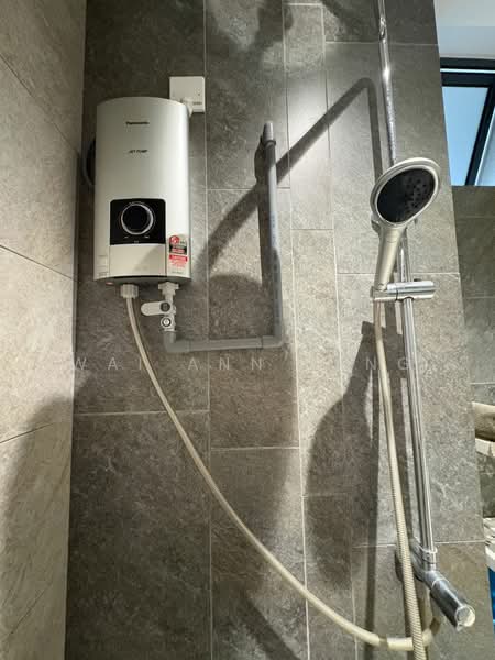 Service Residence for Sale at Traders Park - Wai Ann Teng - Bathroom - PropertyGuru.com.my