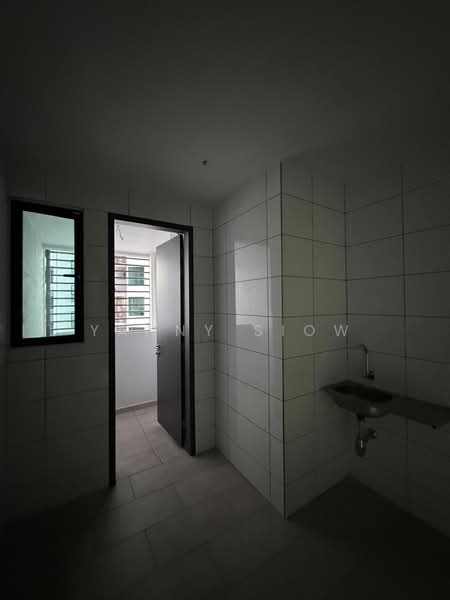 Condominium for Sale at The Valley Residences @ SkySierra - Yanny Siow - Kitchen - PropertyGuru.com.my