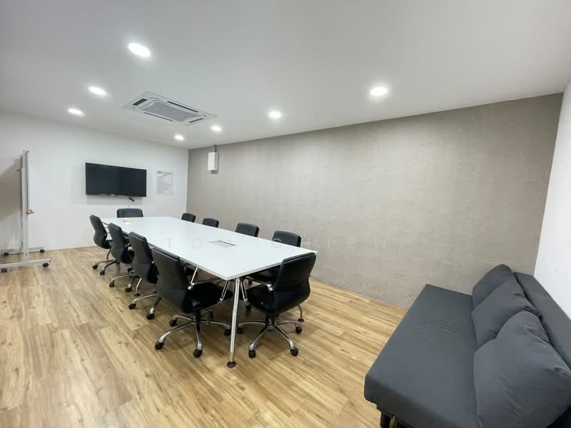 Shop / Office for Rent in Taman Molek (Johor Bahru) - Tom Chiew - Interior - PropertyGuru.com.my