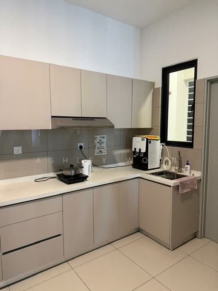 Kondominium untuk Disewa di Residensi Bintang - Ashley Woon - Kitchen - PropertyGuru.com.my