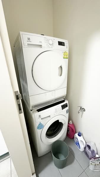 Service Residence for Rent at Petalz Residences - Yanise Lee - Interior - PropertyGuru.com.my