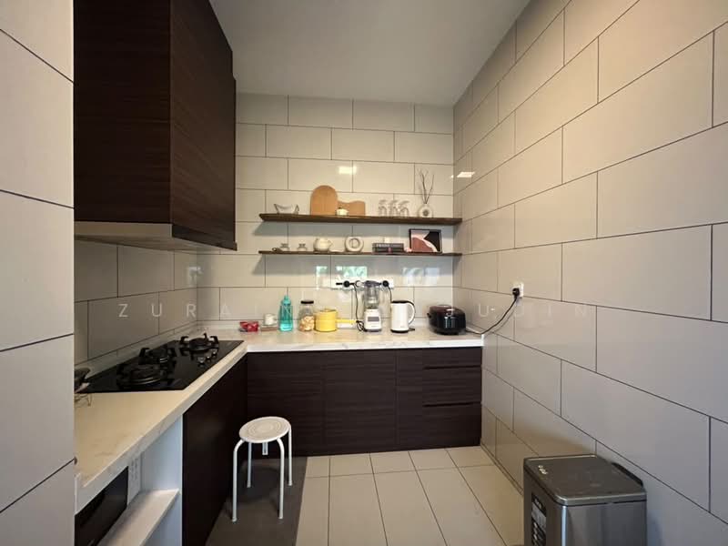 Semi-Detached House for Sale in Bukit Jelutong (Shah Alam) - Zuraina Rajudin - Kitchen - PropertyGuru.com.my