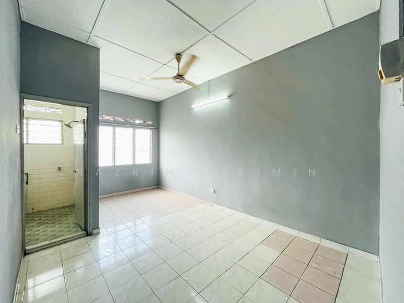 2-storey Terraced House for Sale in Meru (Klang) - Nazrin Hakimin - PropertyGuru.com.my