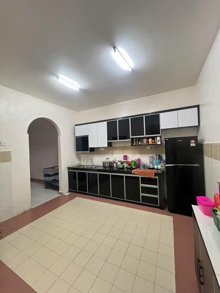 Terraced House for Sale in Taman Nusa Damai (Pasir Gudang) - Lui Lui - Kitchen - PropertyGuru.com.my